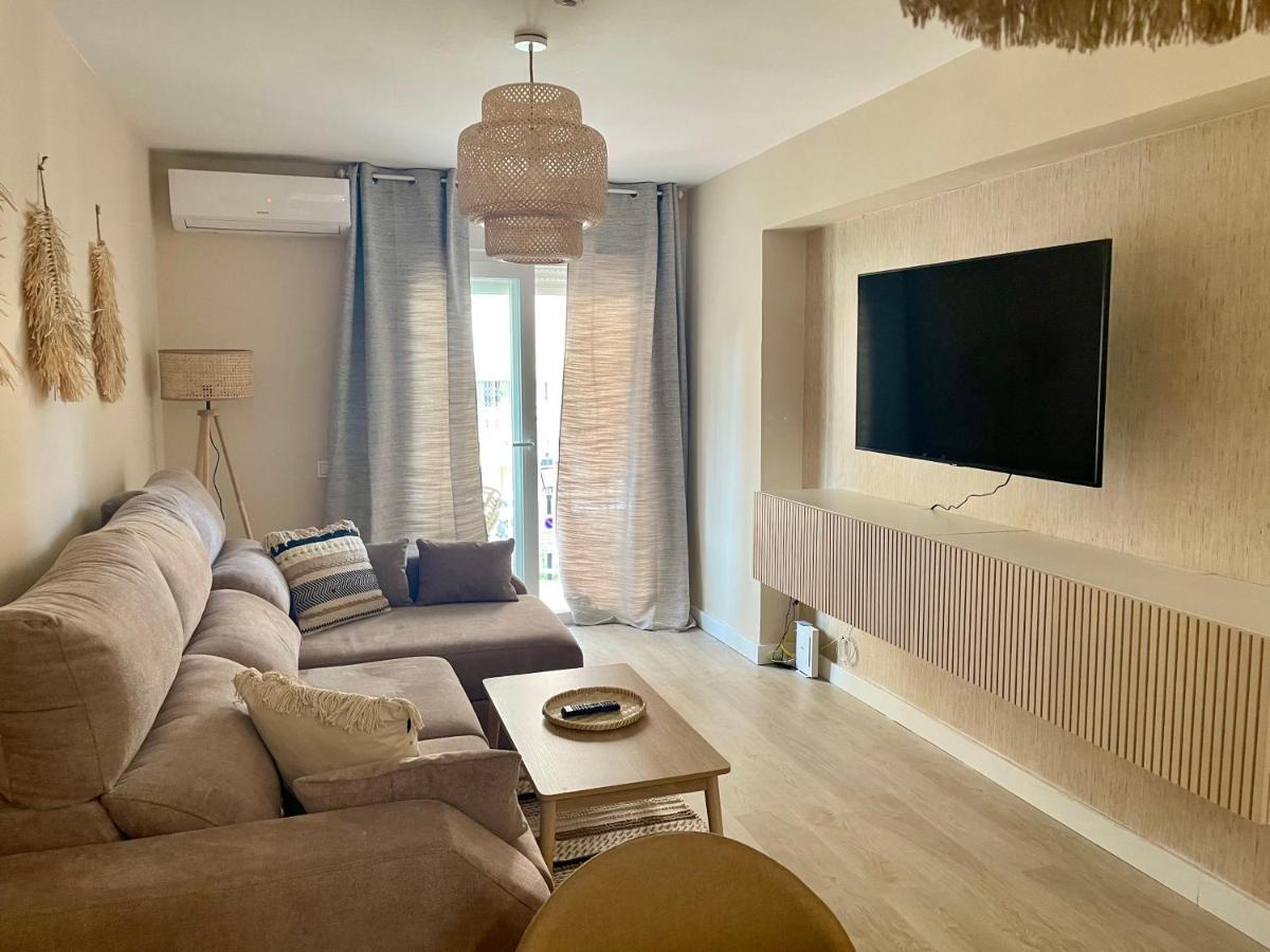 Piso Centrico En Calle Luis Vives 1, Benalmádena Eksteriør bilde