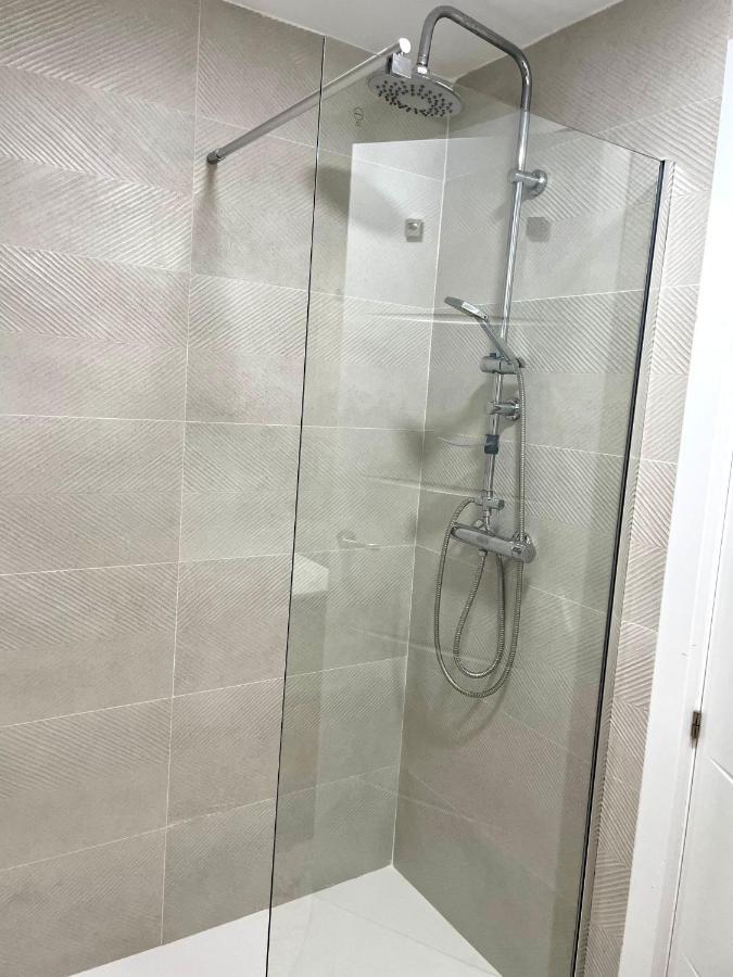 Piso Centrico En Calle Luis Vives 1, Benalmádena Eksteriør bilde