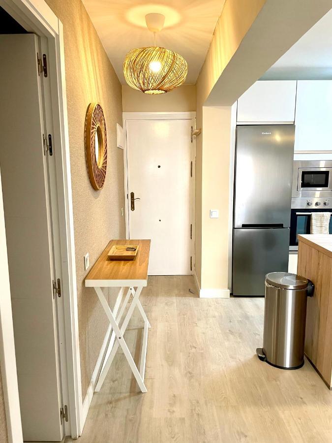 Piso Centrico En Calle Luis Vives 1, Benalmádena Eksteriør bilde